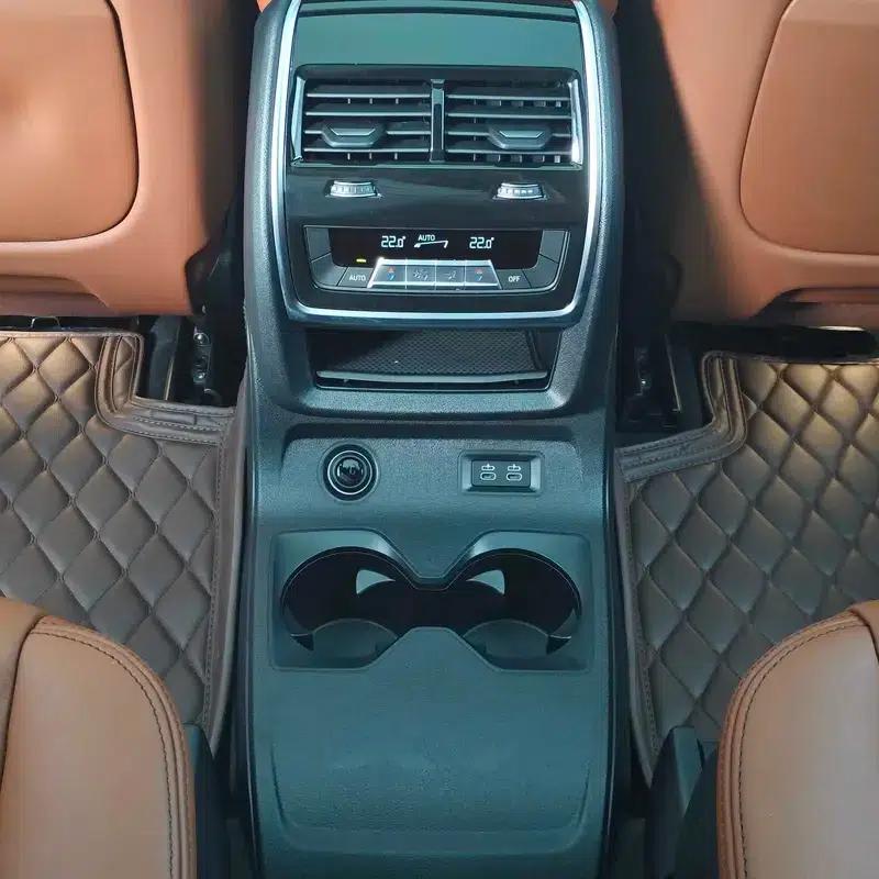 BMW X7 2023 xDrive40i M Sport Package — миниатюра 10