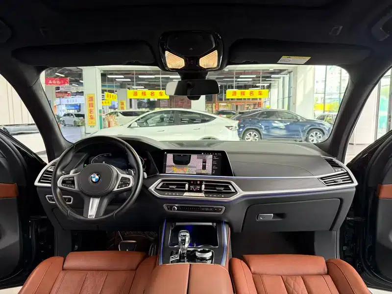 BMW X7 2022 xDrive40i M Sport Package — миниатюра 9