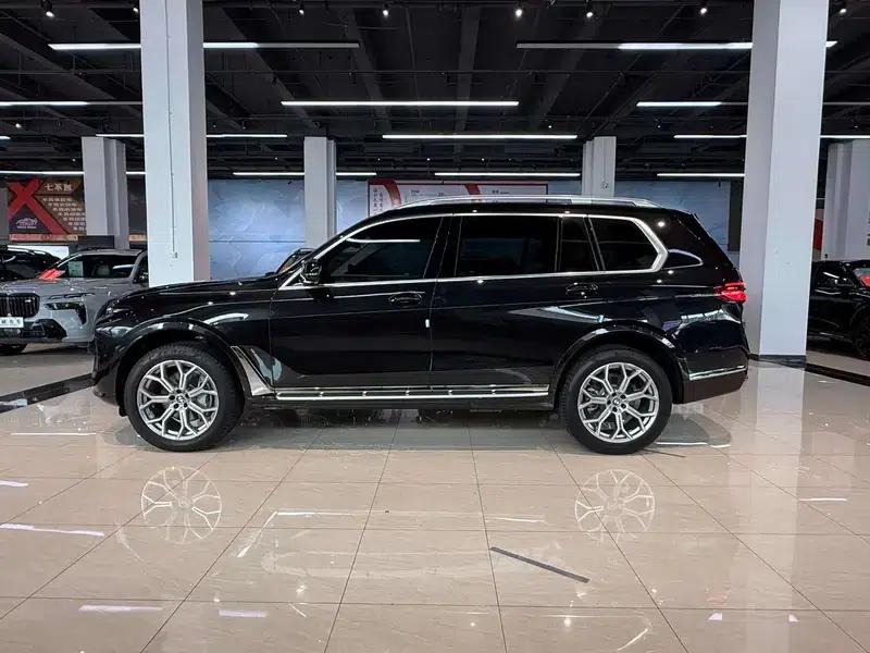 BMW X7 2026 xDrive40i Leading Luxury Package 7-seater — миниатюра 12