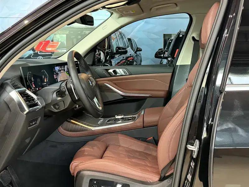 BMW X7 2026 xDrive40i Leading Luxury Package 7-seater — миниатюра 21