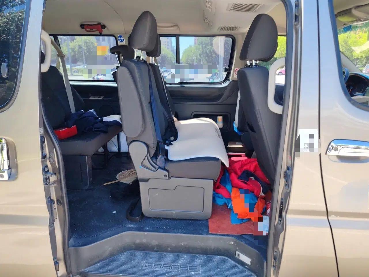 Jinbei Grace 2018 2.2L Express Comfort 10-Seater V22 — миниатюра 17
