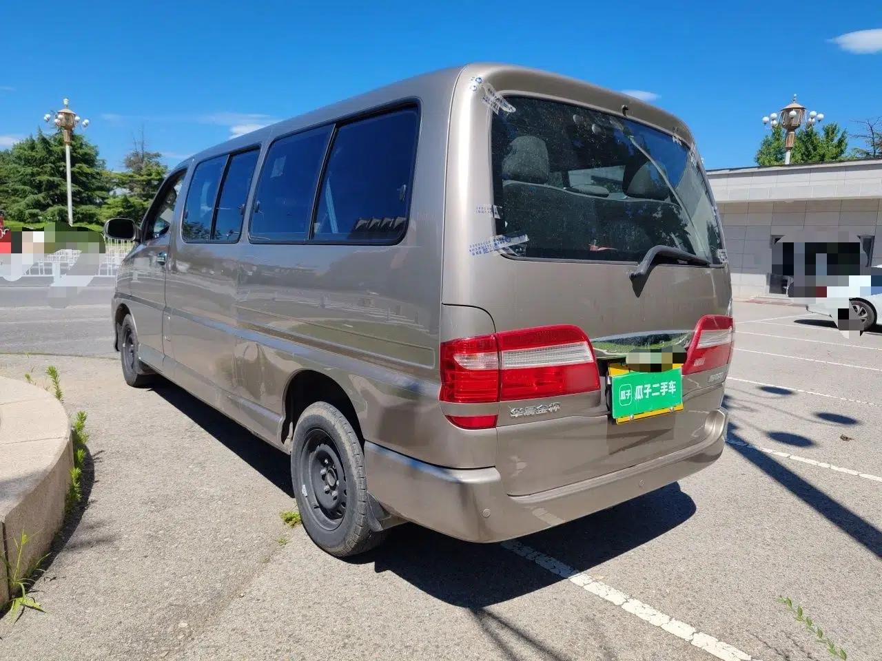 Jinbei Grace 2018 2.2L Express Comfort 10-Seater V22 — миниатюра 4
