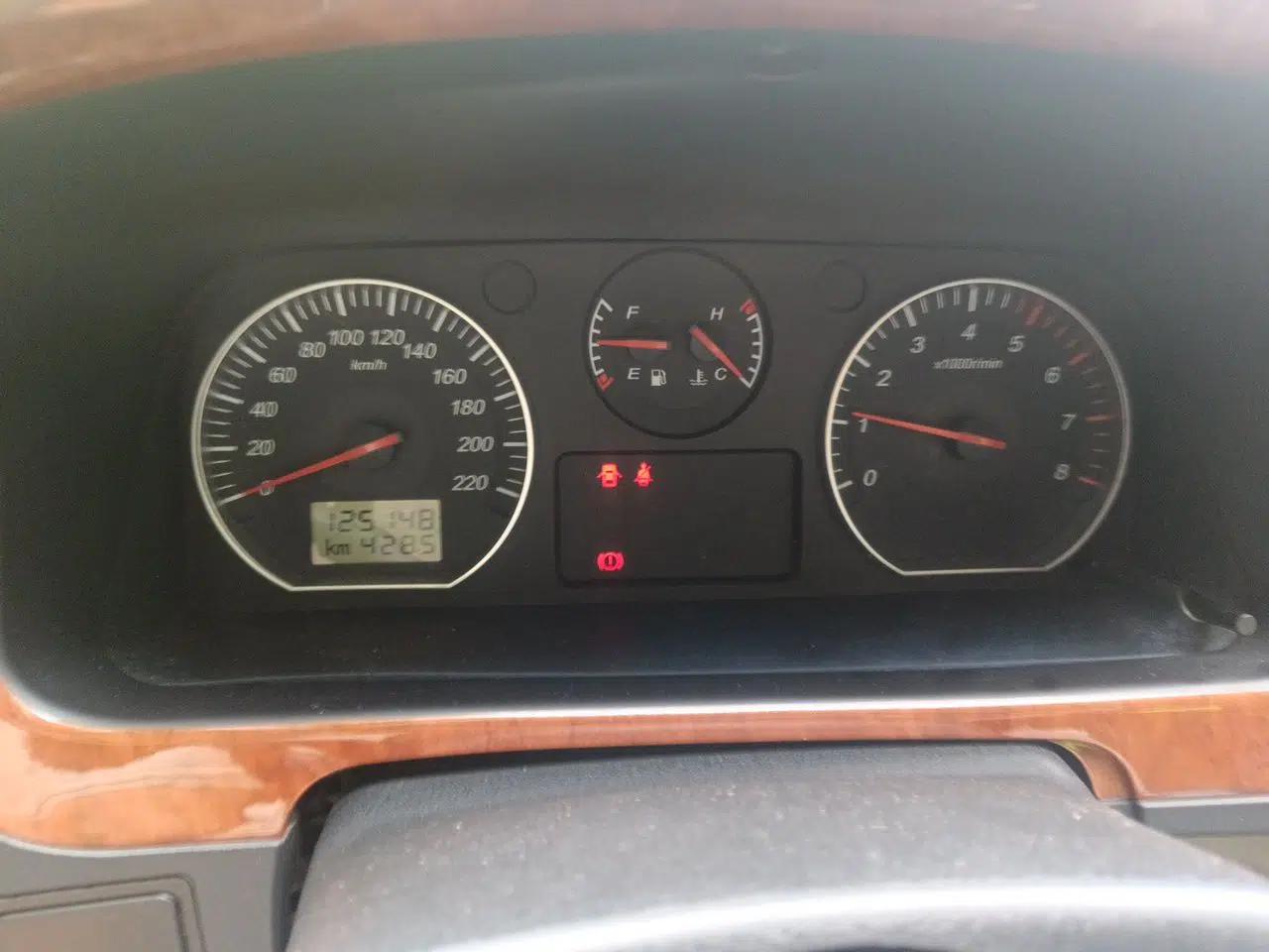 Jinbei Grace 2016 2.0L Express Utility Model — миниатюра 11