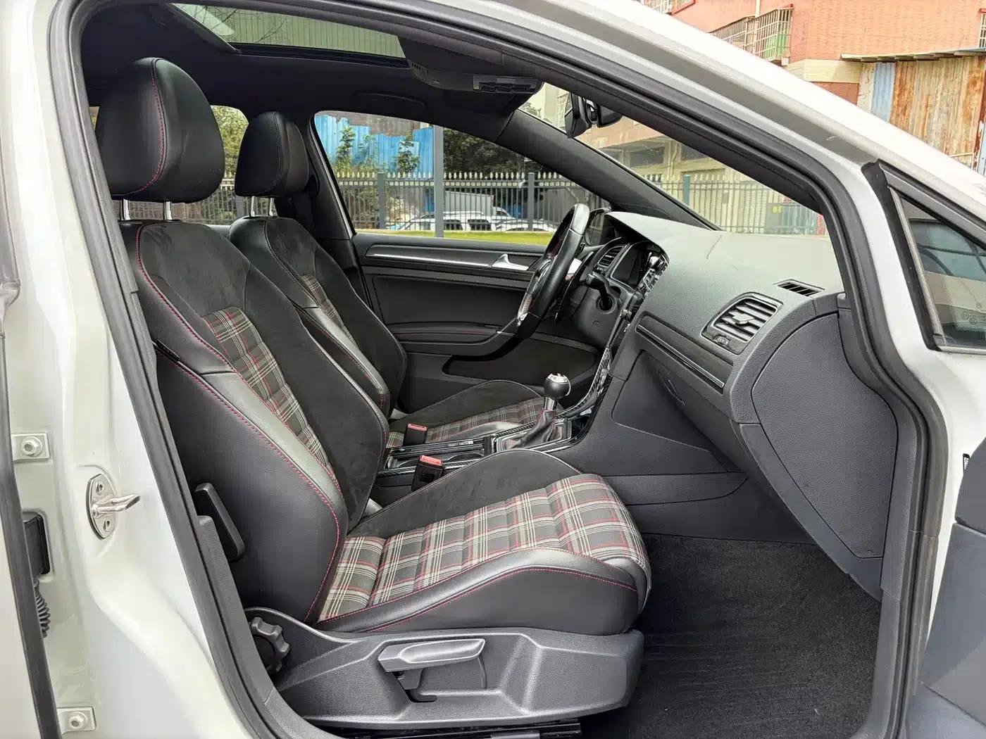 2018 Golf GTI 2.0TSI GTI — миниатюра 13
