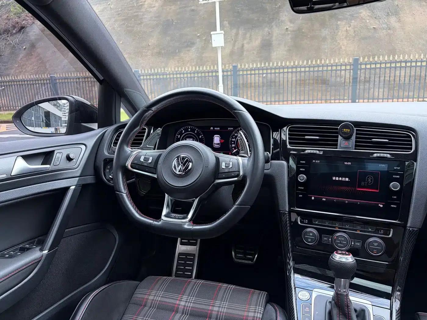 2018 Golf GTI 2.0TSI GTI — миниатюра 17
