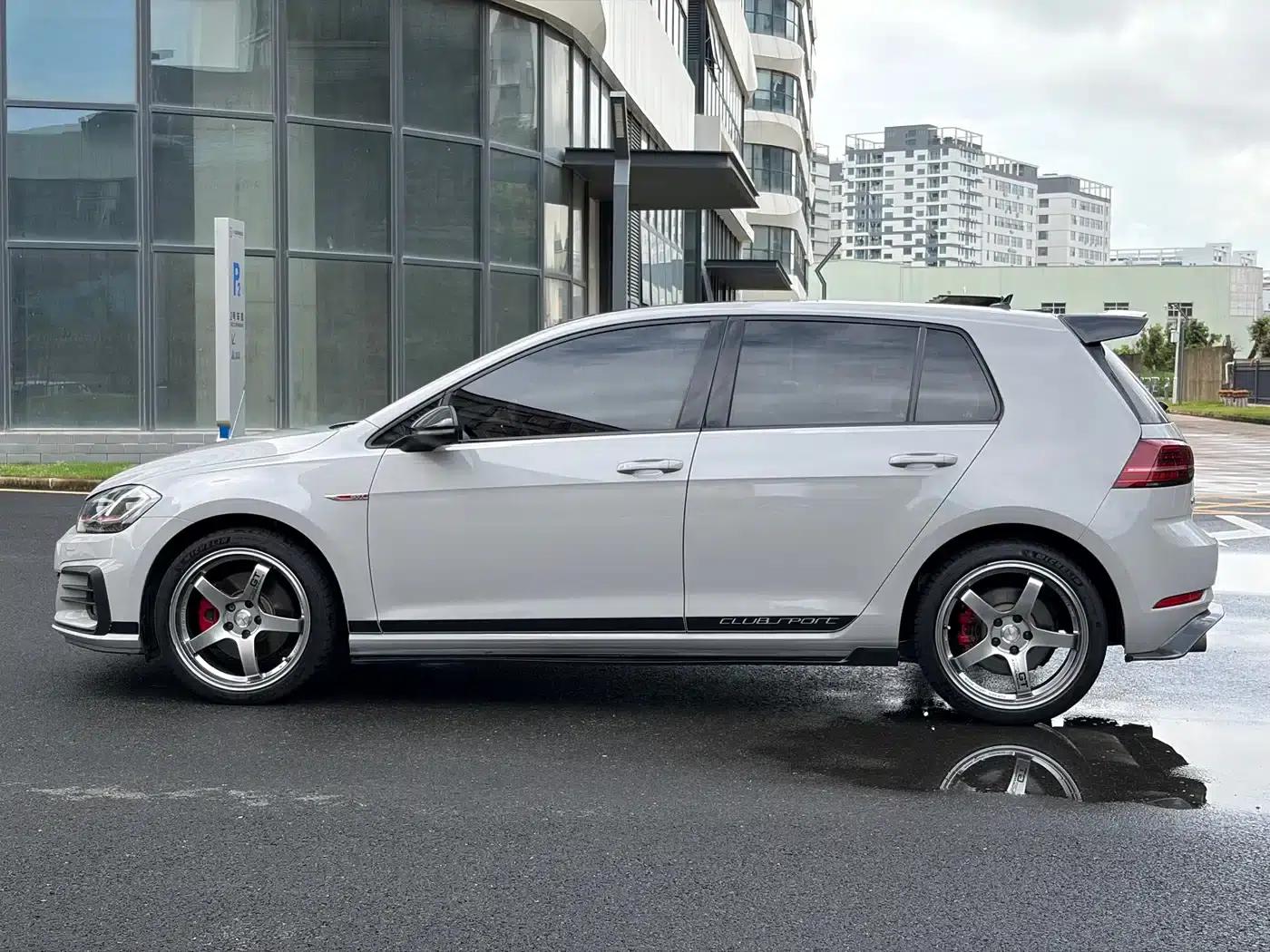 2018 Golf GTI 2.0TSI GTI — миниатюра 4