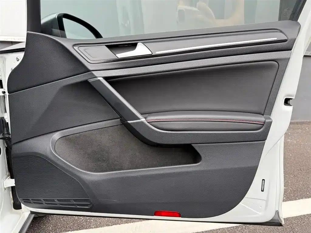 2016 Golf GTI 2.0TSI GTI — миниатюра 23