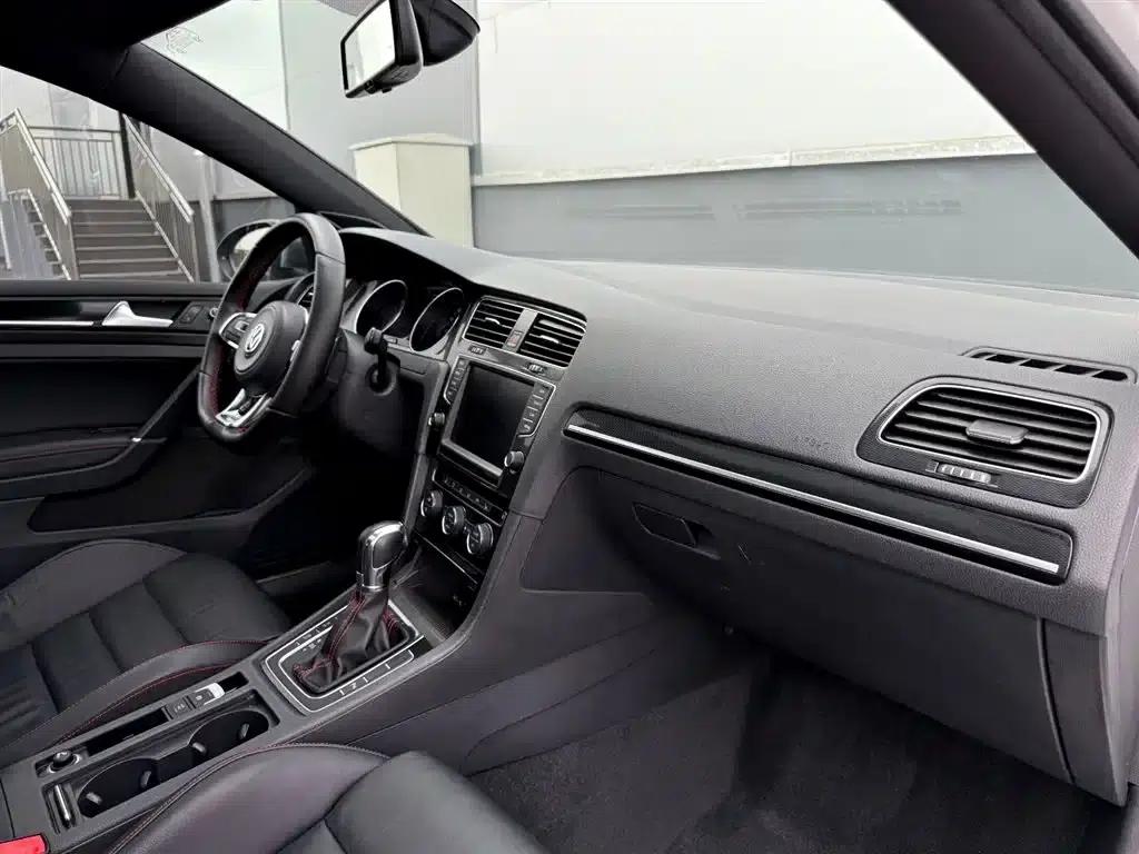 2016 Golf GTI 2.0TSI GTI — миниатюра 25