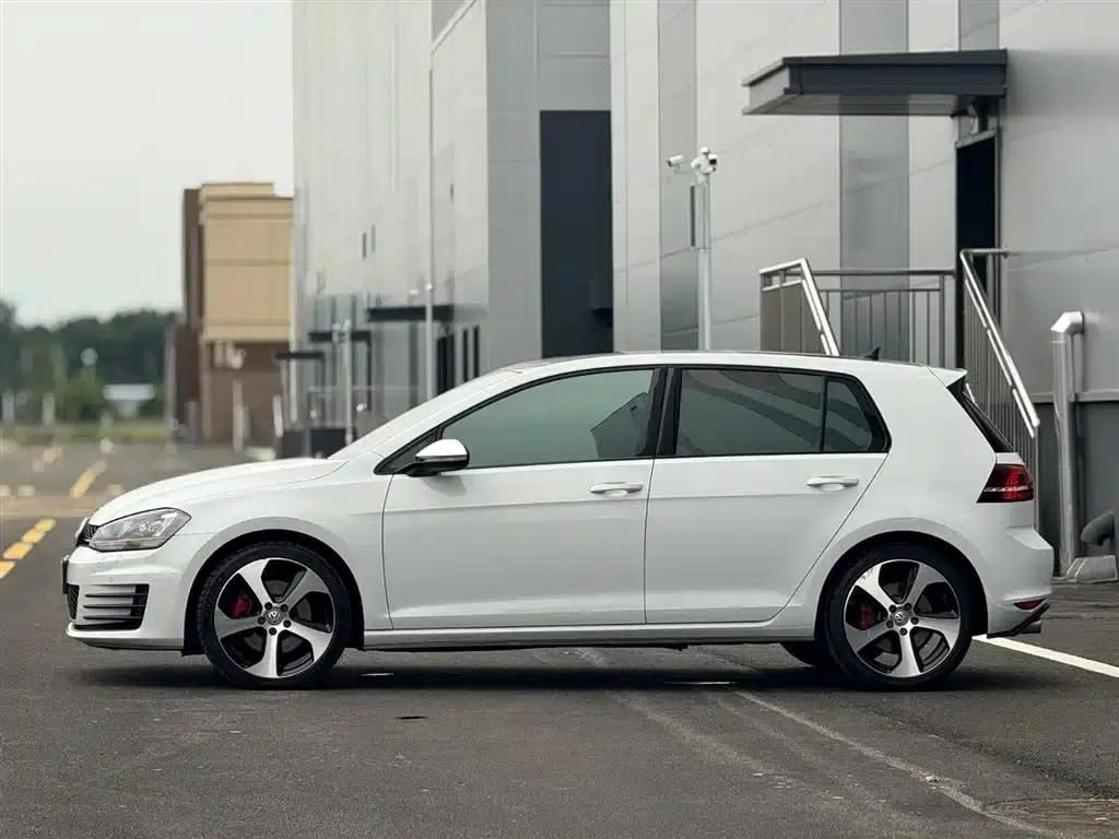 2016 Golf GTI 2.0TSI GTI — миниатюра 5