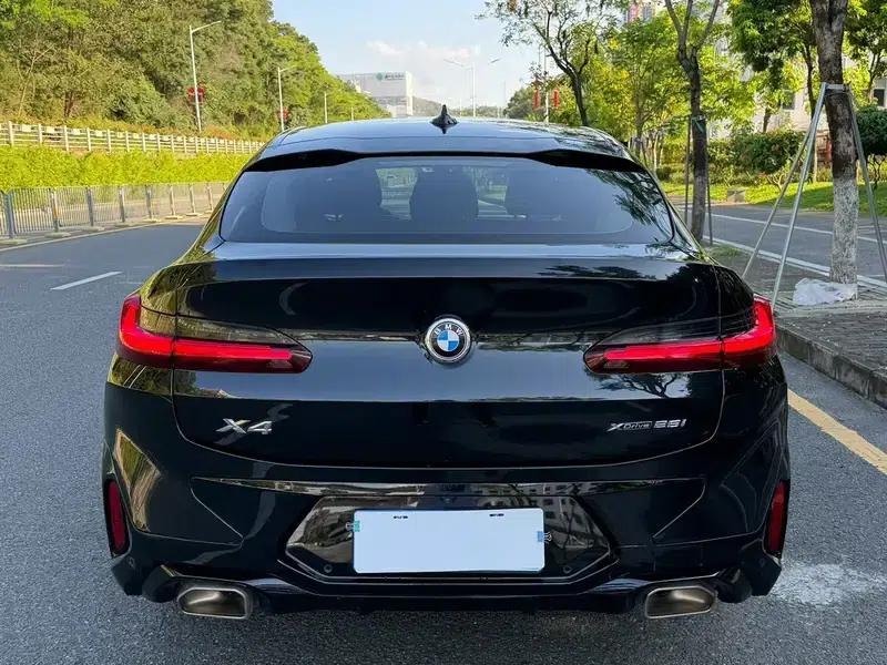 2022 BMW X4 xDrive 25i M Sport Package — миниатюра 6