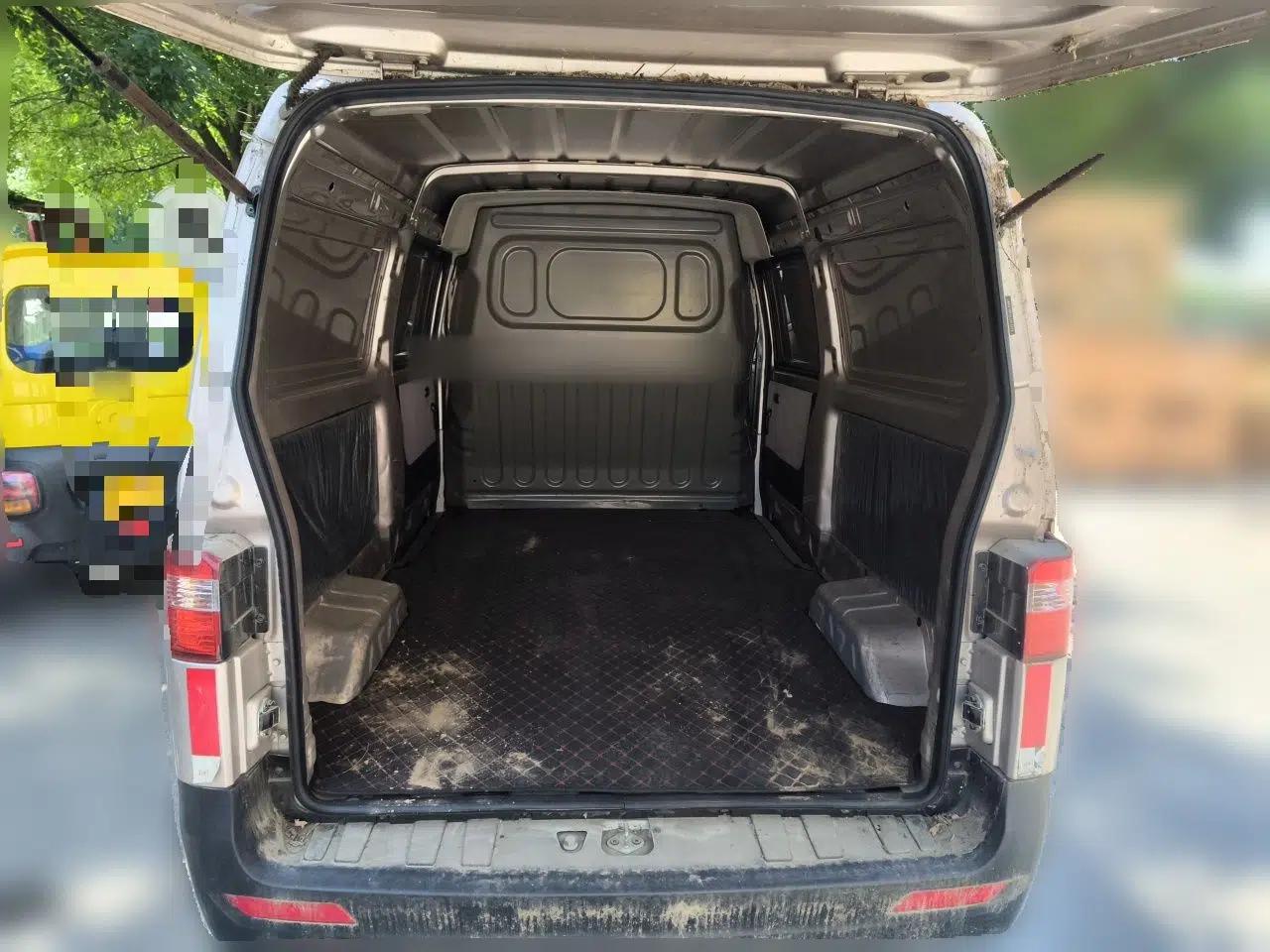 Jinbei Hiace X30 2020 1.5L Van Super-Enjoyment Model China VI Standard SWC15M — миниатюра 19