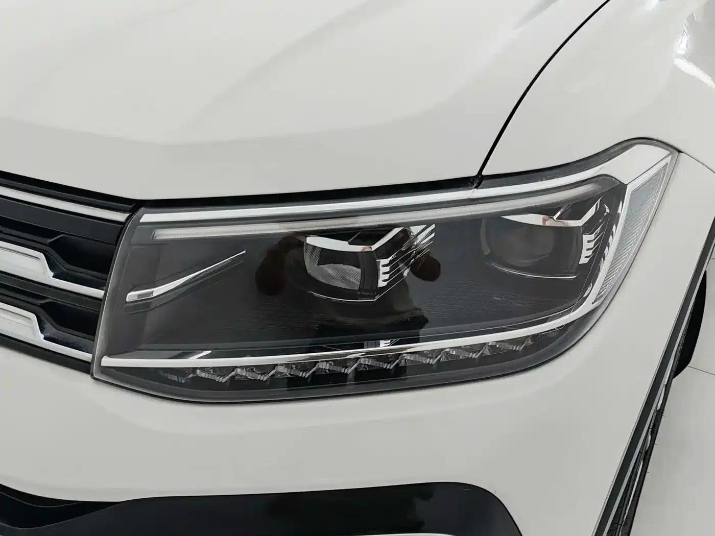 2020 Volkswagen T-Cross 280TSI DSG Comfort Edition — миниатюра 10