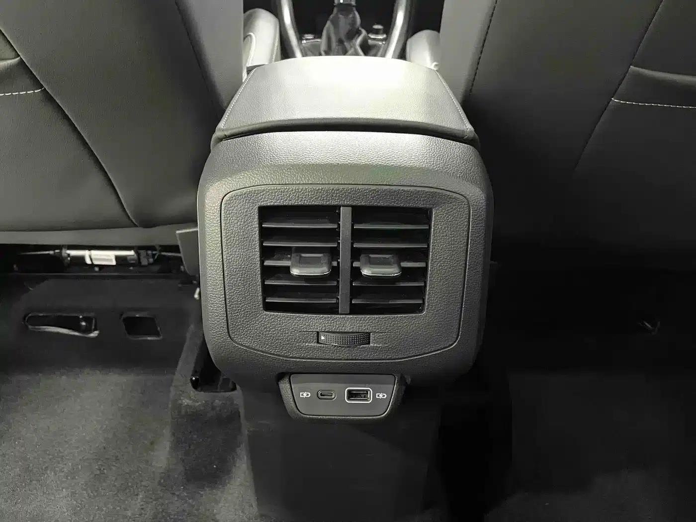 2022 Volkswagen T-Cross 280TSI DSG Comfort Edition — миниатюра 11