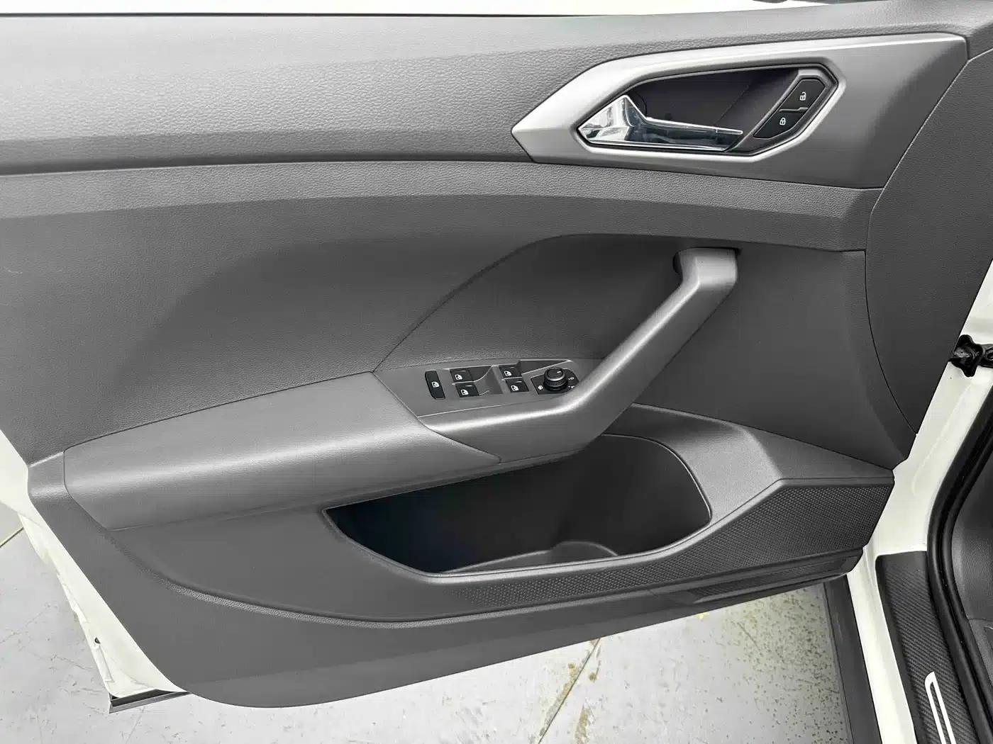 2022 Volkswagen T-Cross 280TSI DSG Comfort Edition — миниатюра 10