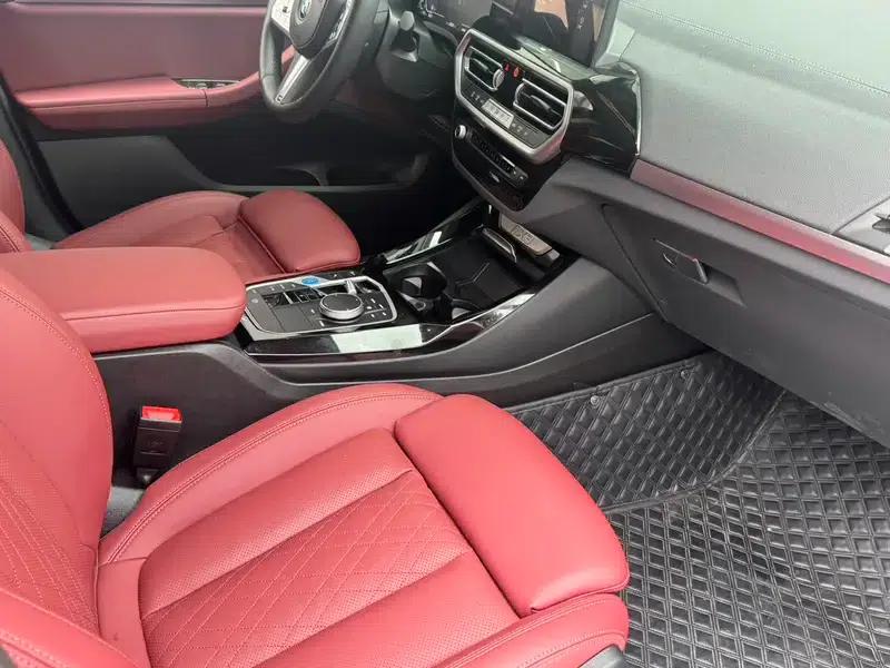 BMW iX3 2024 Leading Edition — миниатюра 6