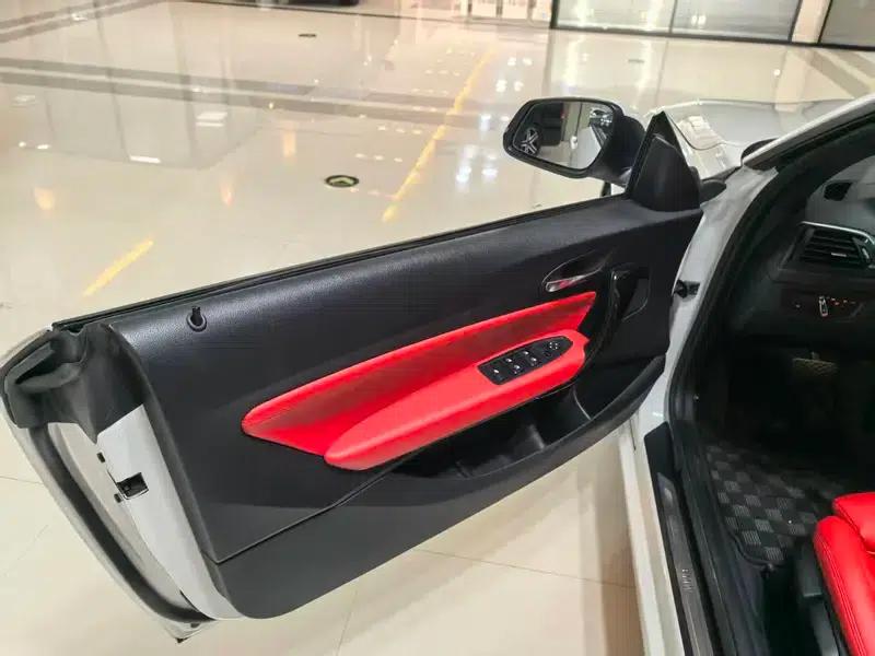 2018 BMW 2 Series (Imported) 220i Convertible Coupe Sport Design Package — миниатюра 17