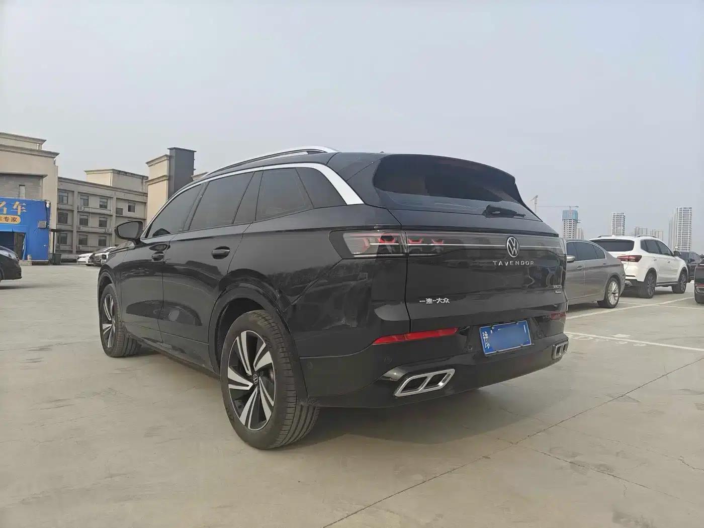 2023 Range Rover 380TSI AWD R-Line Cruiser — миниатюра 7