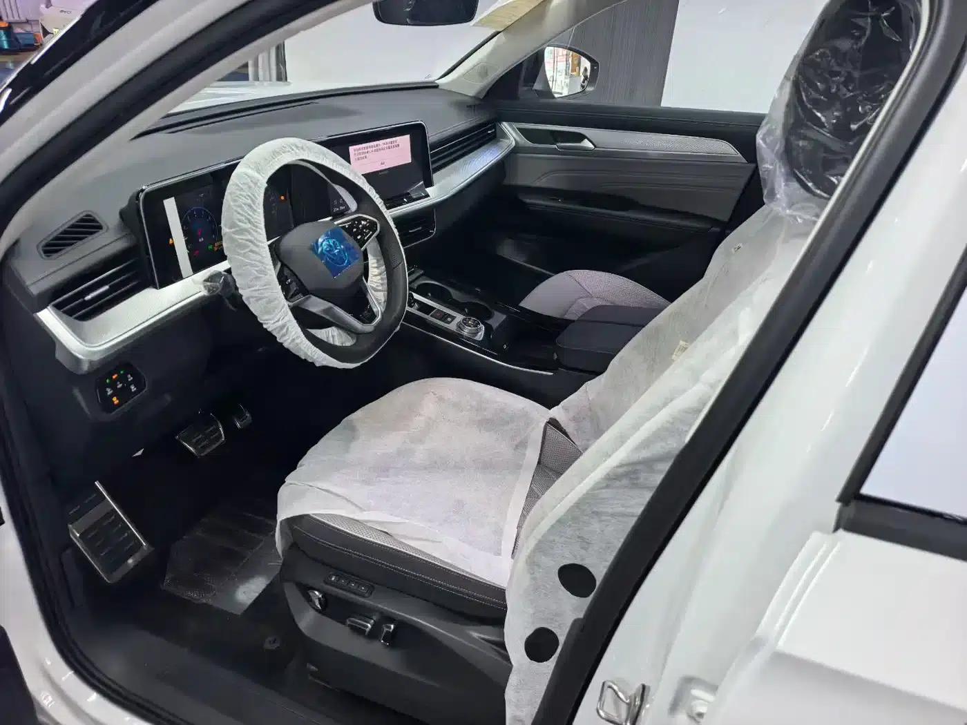 2024 Range Rover 380TSI AWD R-Line Cruiser — миниатюра 6