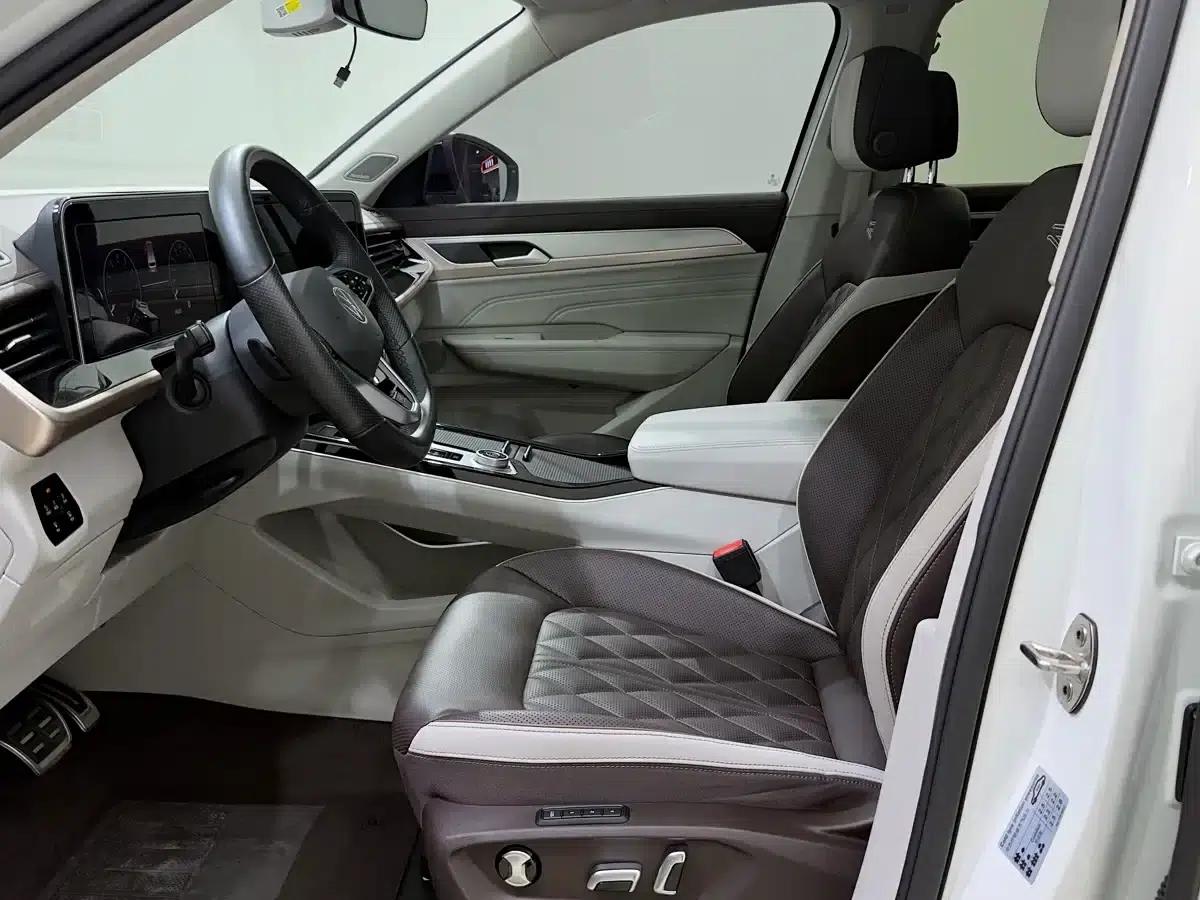 2023 Range Rover 380TSI AWD R-Line Touring Edition — миниатюра 18