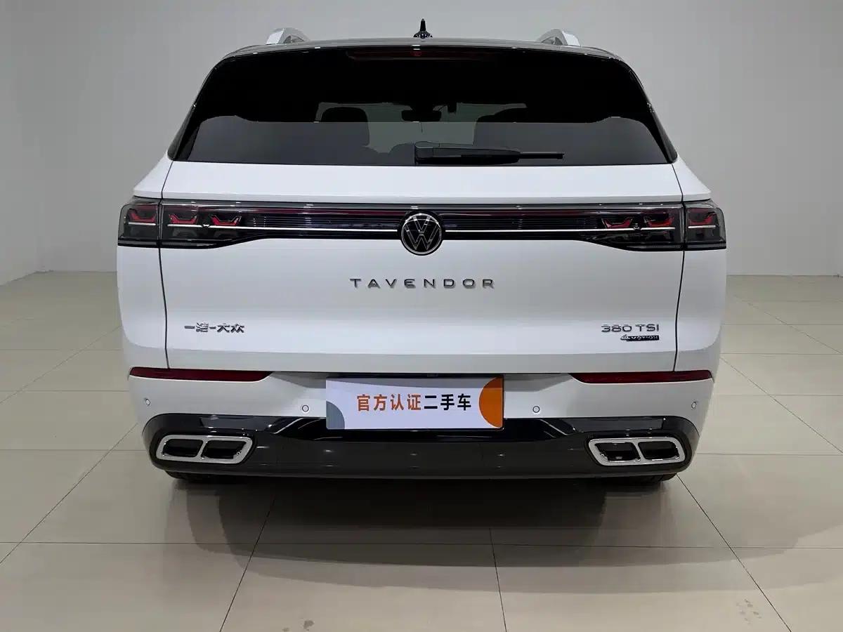 2023 Range Rover 380TSI AWD R-Line Touring Edition — миниатюра 5