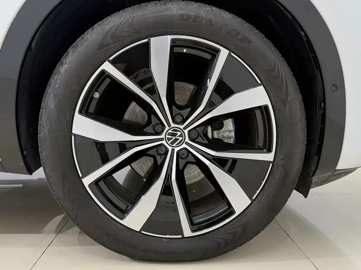 2023 Range Rover 380TSI AWD R-Line Touring Edition — миниатюра 9