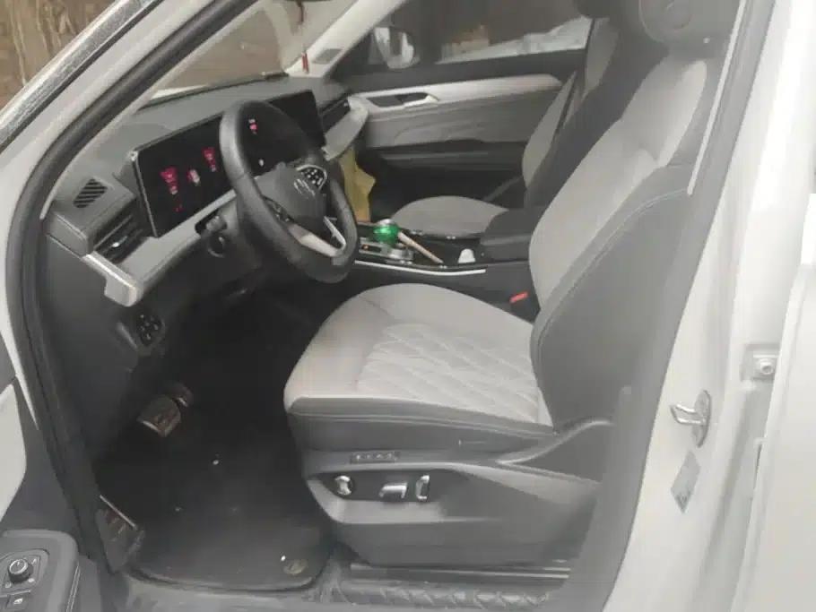 2024 Range Rover 380TSI AWD R-Line Touring Edition — миниатюра 9