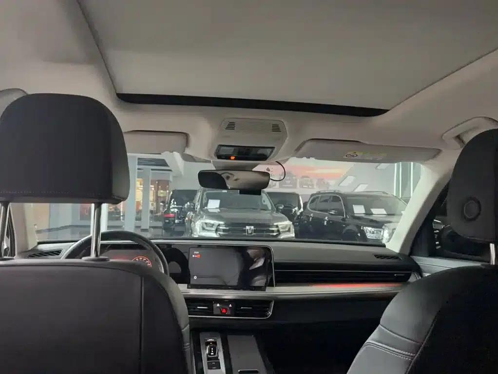 2023 Range Rover 330TSI Luxury Cruiser Edition — миниатюра 12