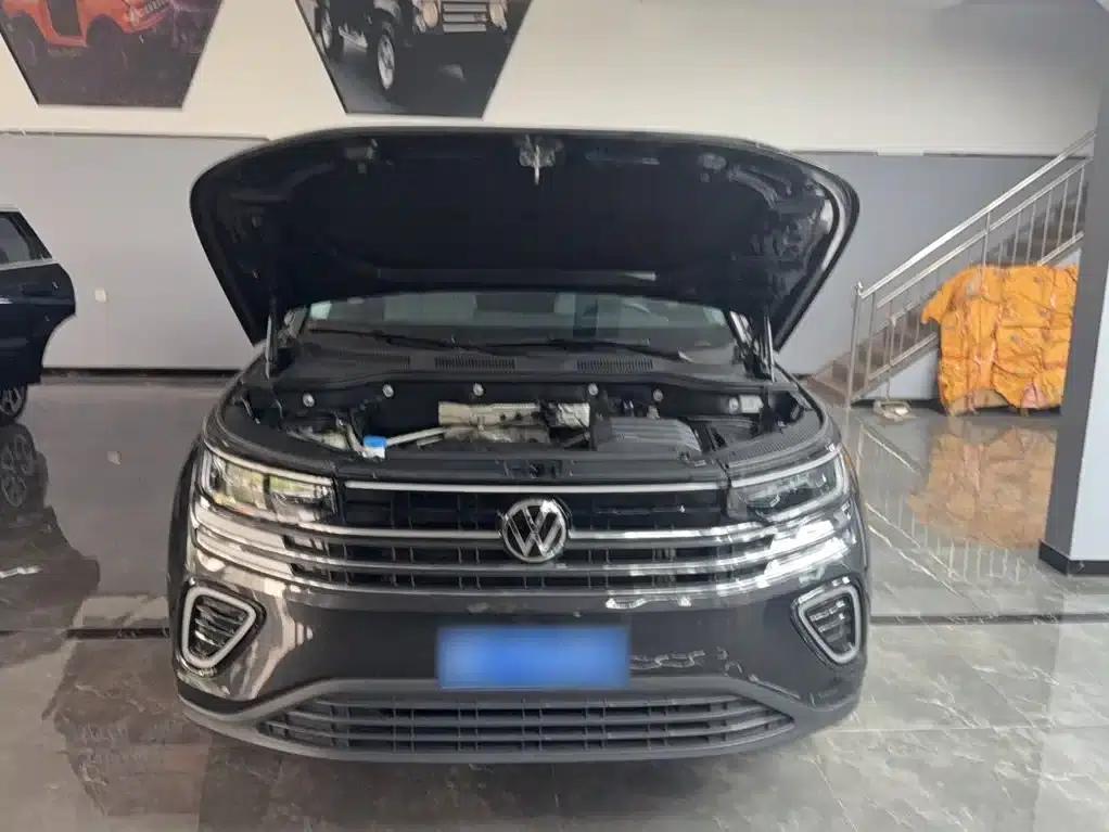 2023 Range Rover 330TSI Luxury Cruiser Edition — миниатюра 14