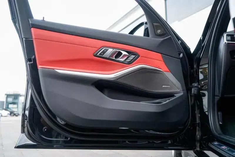 2023 BMW M3 Competition Sedan — миниатюра 13