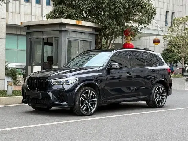 2021 BMW X5 M