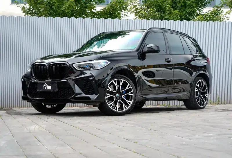 2021 BMW X5 M — миниатюра 1