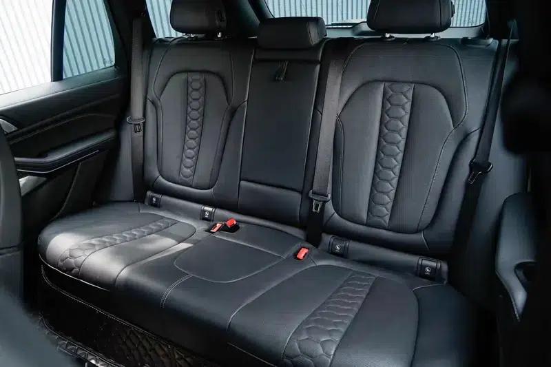 2021 BMW X5 M — миниатюра 20