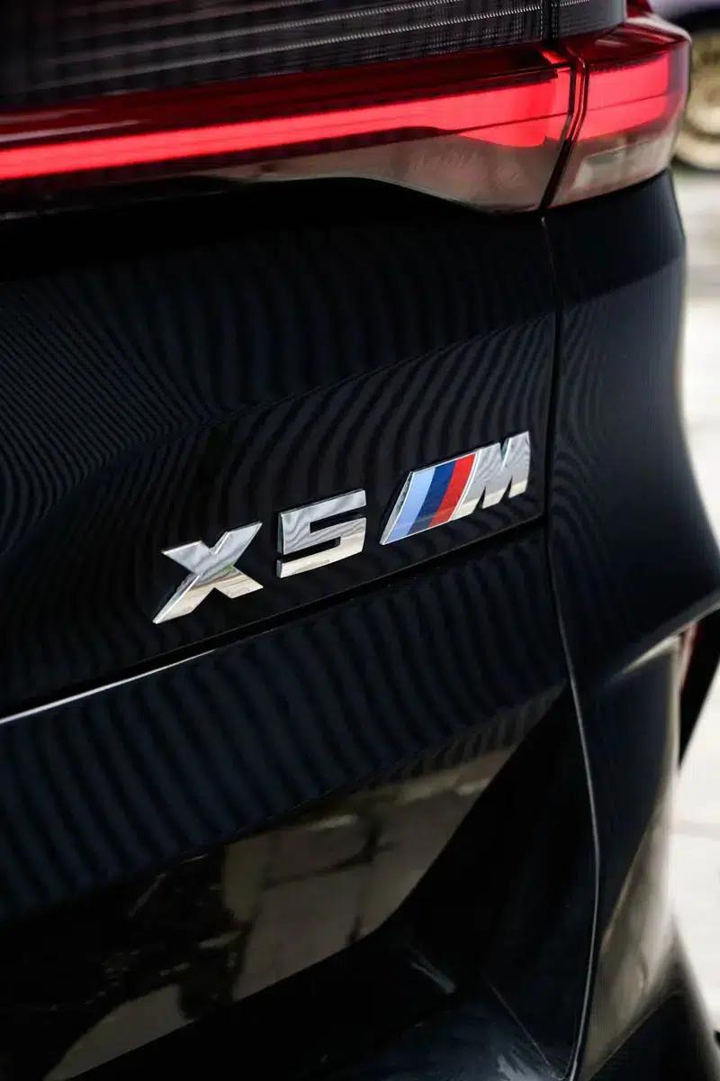2021 BMW X5 M — миниатюра 8