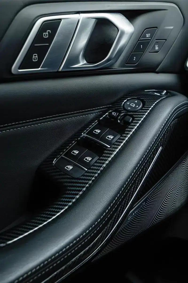 2021 BMW X5 M — миниатюра 9