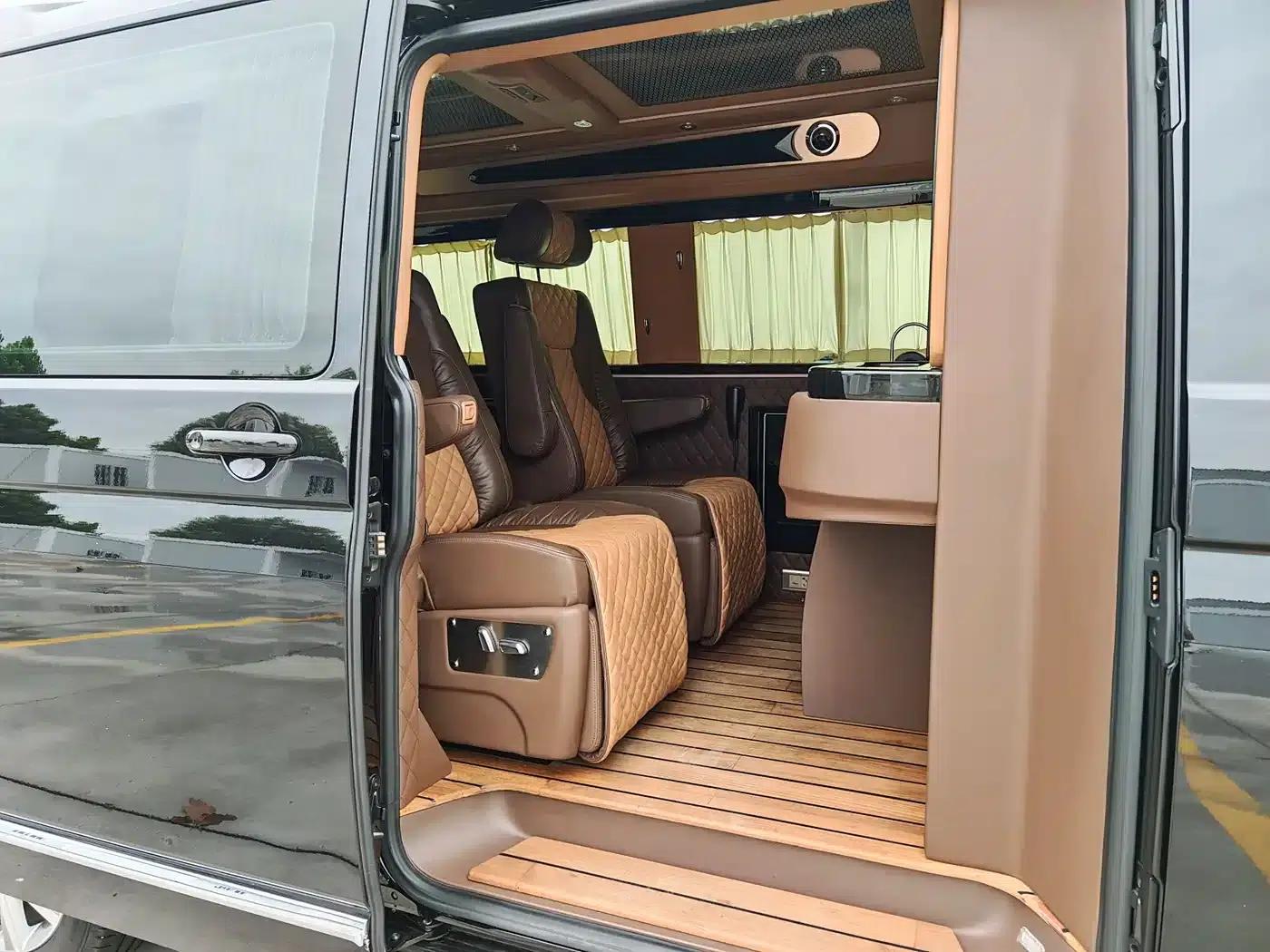 Caravelle 2018 2.0TSI 4WD Comfort Edition 7-Seater — миниатюра 4