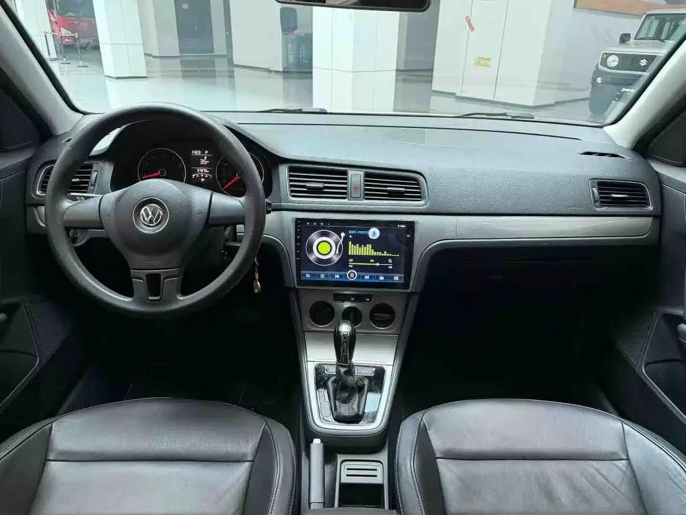Lavida Gran Turismo 2013 1.6L Automatic Comfort Model — миниатюра 7