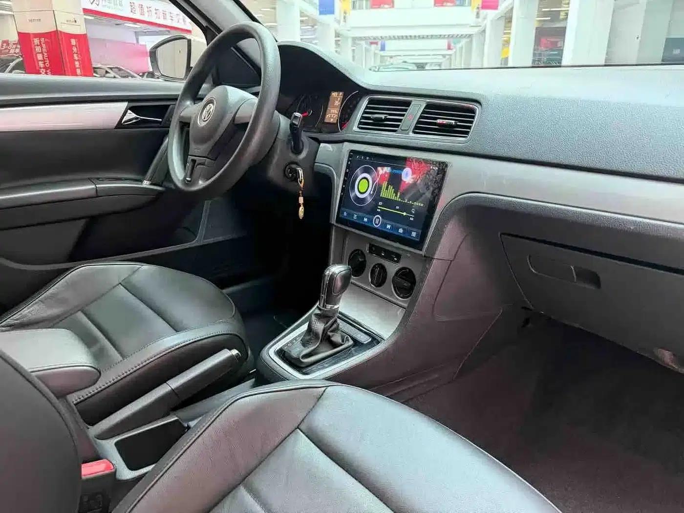 Lavida Gran Turismo 2013 1.6L Automatic Comfort Model — миниатюра 9