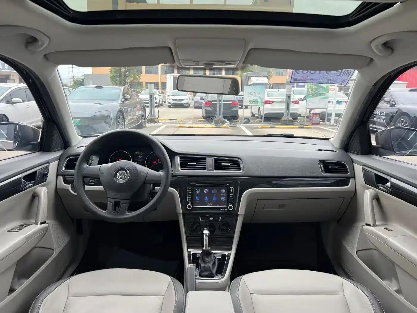 Lavida Gran Turismo 2013 1.4TSI Automatic Comfort Model — миниатюра 5