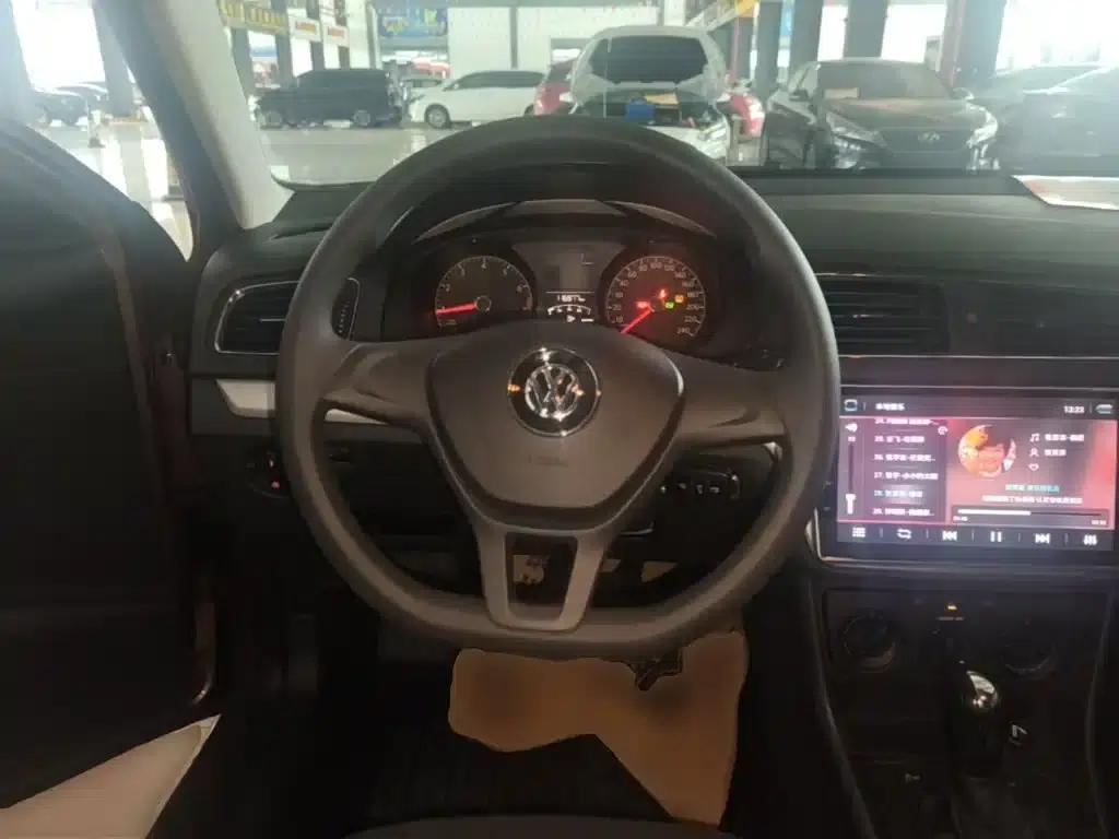 Lavida Gran Turismo 2015 1.6L Automatic Fashion Edition — миниатюра 11