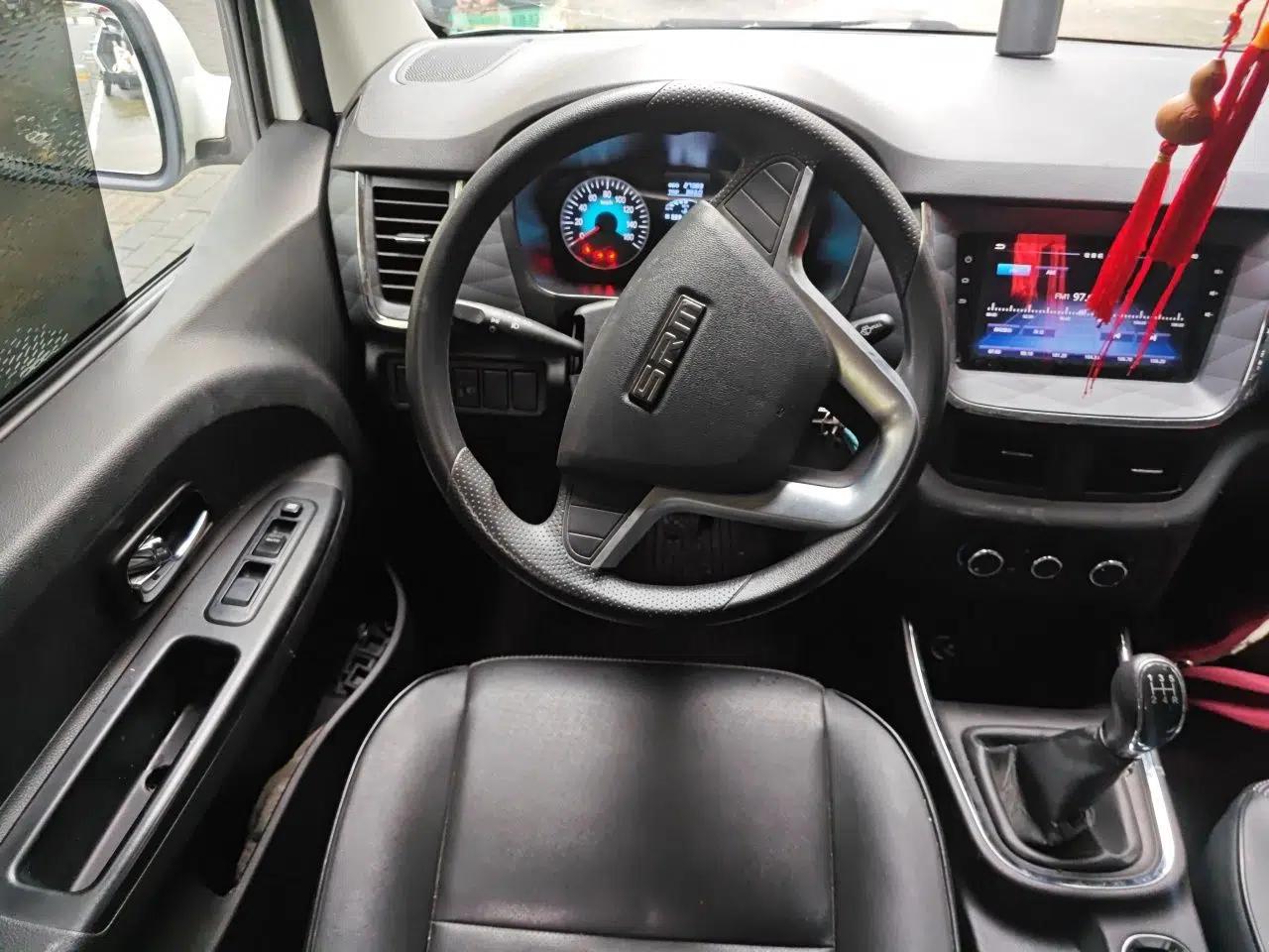 Jinbei Gold Hiace 2021 1.5L Passenger Van Travel Lion 6-Seater — миниатюра 10