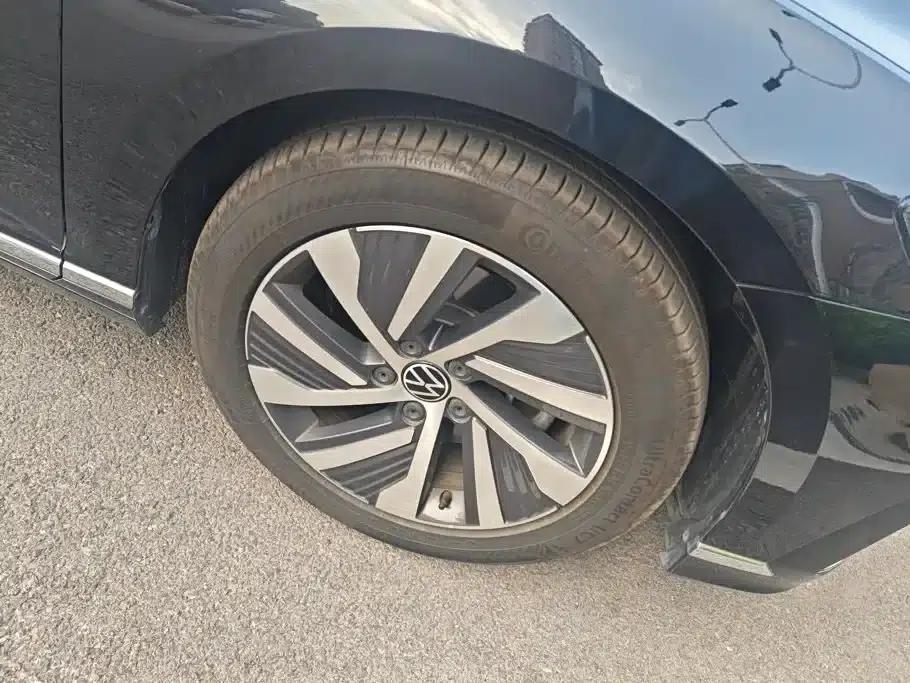 2020 Volkswagen Passat PHEV GTE Luxury Edition — миниатюра 6