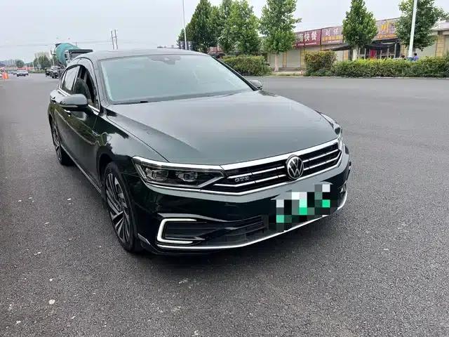 2020 Volkswagen Passat PHEV GTE Premium