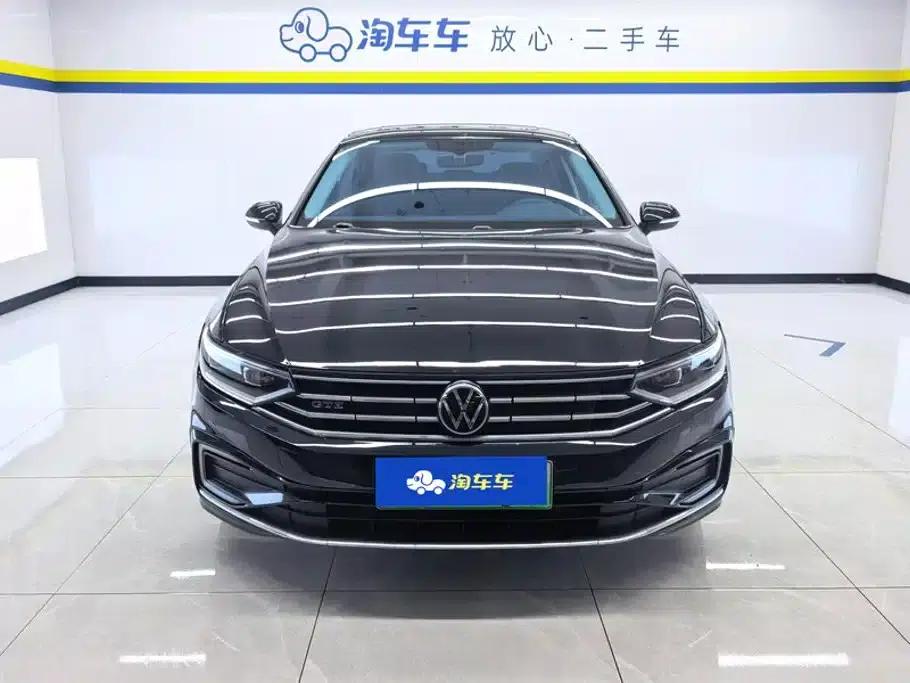 2022 Volkswagen Passat PHEV GTE Luxury Edition — миниатюра 2