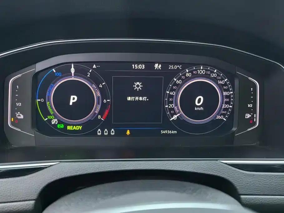 2022 Volkswagen Passat PHEV GTE Luxury Edition — миниатюра 14