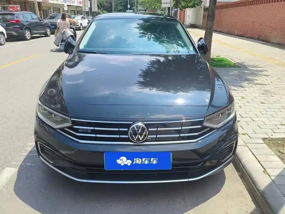 2022 Volkswagen Passat PHEV GTE Luxury Edition — миниатюра 2