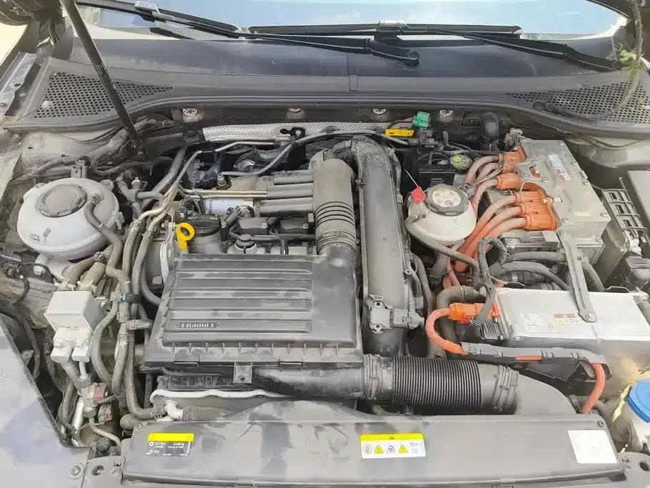 2022 Volkswagen Passat PHEV GTE Luxury Edition — миниатюра 10
