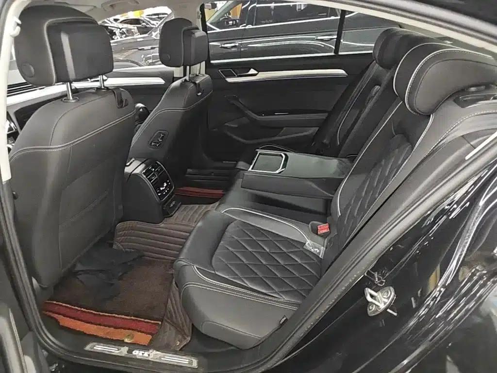 2022 Volkswagen Passat PHEV GTE Luxury Edition — миниатюра 17