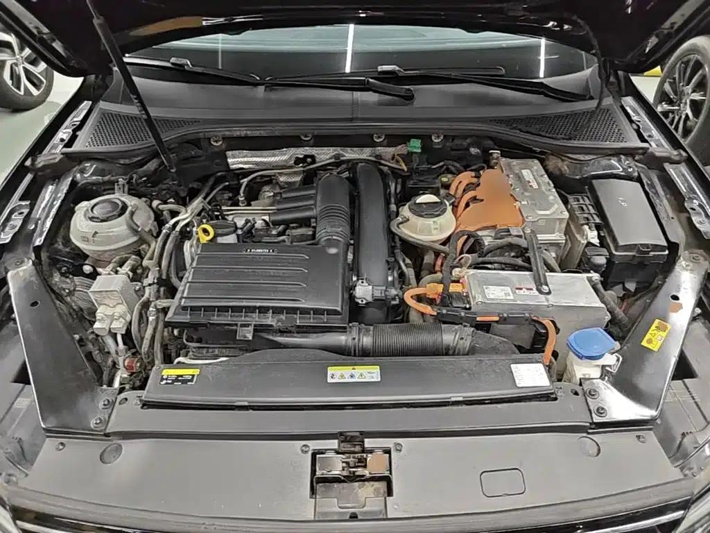 2022 Volkswagen Passat PHEV GTE Luxury Edition — миниатюра 20