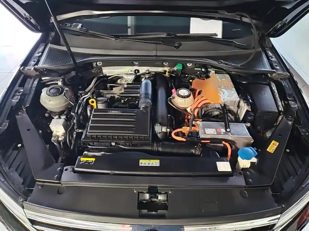 2020 Volkswagen Passat PHEV GTE Premium — миниатюра 20