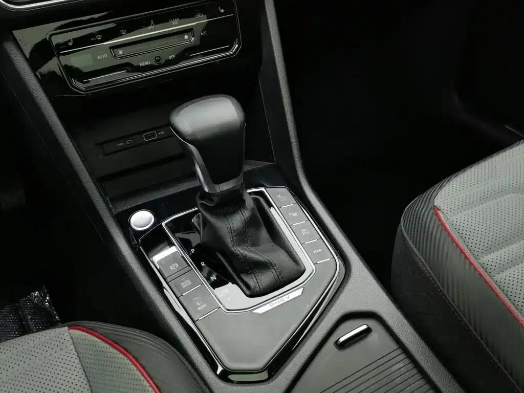 Tiguan L Plug-in Hybrid 2023 430PHEV Plug-in Hybrid Flagship Edition — миниатюра 13